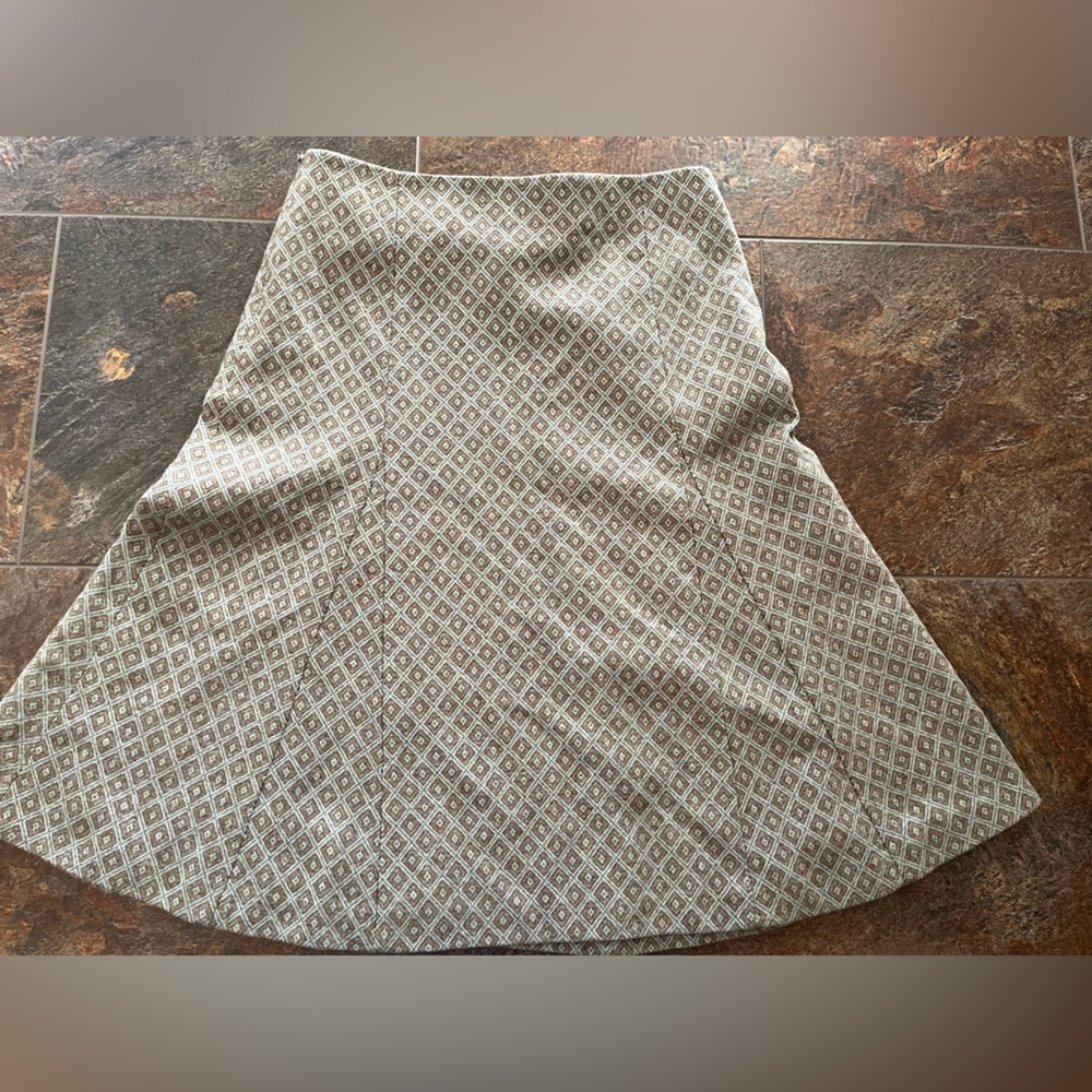 Boden A-Line Skirt in Gray Diamond Pattern - Picture 16 of 16